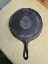 Vintage #8 Volrath Cast Iron Skillet Heat Ring And Double Spout OLD picture