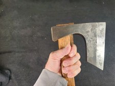 ANTIQUE JAPANESE TOOL HAND FORGED LAMINATED SAMURAI STEEL 3 POUND MASAKARI AXE picture