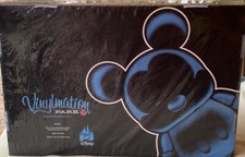 Vinylmation Park 3 Sealed Case Chaser picture