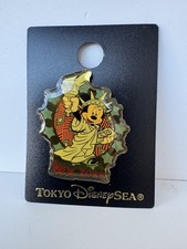 TDS Tokyo Disney Sea New York Statue of Liberty Minnie Mouse Pin = picture