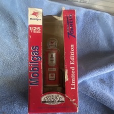Mobil Tokheim Gearbox Collectible 1/25 Scale Limited Edition picture