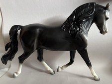 Breyer Vintage Club 2023 Tuxedo Bald Face Stockings Variation Morgan Horse picture