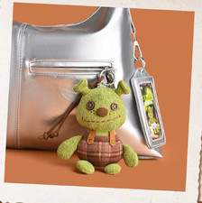 Universal Studios 2026 Shrek Classic Collection Plush Keychain Doll Gifts New picture