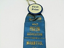Vintage Mohnton PA Poultry & Pigeon Assoc First Prize Award Ribbon Pinback picture