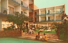 The Sam Peck Hotel Little Rock Arkansas Pool Courtyard Unused Chrome Postcard picture