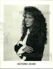 1994 Press Photo Australian actress Victoria Shaw - nop87241 picture