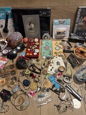 Mystery Vintage Curiosity Tin Jewelry Coins Watch Vaultz Hidden Surprise Lot picture