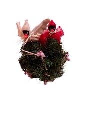 8-Inch Kissing Ball with Cardinals picture