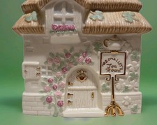 Lenox Irish Blessings Mrs OMalleys Tea Room Canister 2005 Final Issue 24kt Gold picture