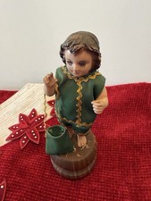 Vtg Santo Niño Christ Child Statue on Wood Stand Green Robe Religious Figure 7.5 picture