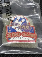 Vintage WIBC Lapel Pin Women's International Bowling Congress League 200 Game  picture