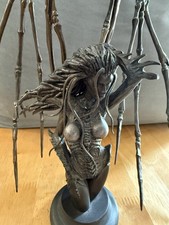Blizzard 2011 Employee Gift StarCraft Kerrigan Statue Sideshow #740/5100 - READ picture