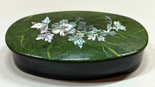 Vtg Korean Najeon Chilgi Green Lacquer Mother of Pearl Inlay Oval Trinket Box picture