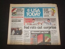 1998 OCTOBER 16-18 USA TODAY NEWSPAPER - FED RATE CUT SURPRISE - NP 7958 picture
