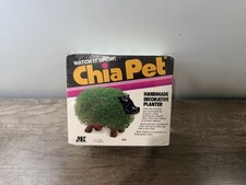 Vtg Orig. Chia Pet Cow Box  and Seeds Included 1997 100% complete- SEALED picture
