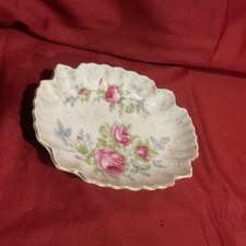 Dresden Rose Trinket Or Bon Bon Plate 9/809 Gold Accent On Edges 5.5” Lovely picture