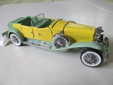 Franklin Mint 1930 Duesenberg J Derham Tourster Die-cast Collectible, 1/24 Scale picture