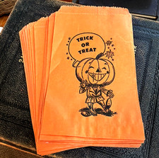 VTG 1960s Halloween Paper Trick or Treat Bags Lot of 33 Orange Pumkin Head JOL picture