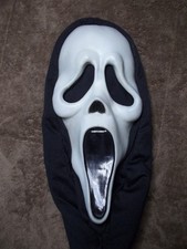 Ghost Face Scream 2 Gen 2 Mask Deluxe Hood Glow Fun World Div Vintage picture
