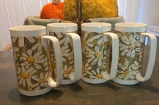70's Thermo Serv Daisies Mugs 6