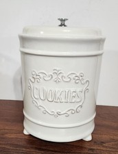 Home Essentials White Ceramic Cookie Jar Embossed Cookies Design w/Lid 9