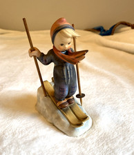 Vintage Figurine Hummel #59 