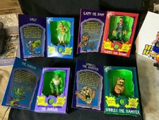 GOOSEBUMPS COLLECTIBLES FIGURES - RARE 1996 R.L STINE -ANIMATED SCREAM (4 BOOKS) picture