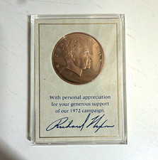 1972 Richard Nixon Presidential Campaign Medal– Original Box & Finance Committee picture