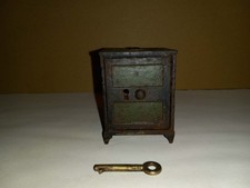 Columbia Grey Iron Casting Co. 1897 Coin Bank-Safe, Working Key, Made In U.S.A picture