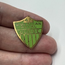 1947 American Royal Judge Shield Pin Green Enamel Gold Tone Screwback Vintage picture