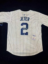 Derek Jeter Signed New York Yankees Jersey Autographed Jersey PSA Authenticated picture