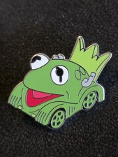 Disney Racers Mystery Pin Kermit the Frog Muppets Race Cars Parks 119566 (D) picture