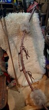 **AWESOME VINTAGE NATIVE AMERICAN APACHE SHORT BOW 40 IN 2 ARROWS HANDMADE * picture