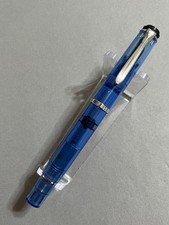 Pelikan M205 Demonstrator [M] Fountain Pen Skeleton Blue Japan picture