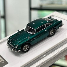 ATS 1:64 Green Martin DB5 Coupe Sports Model Diecast Metal Car picture