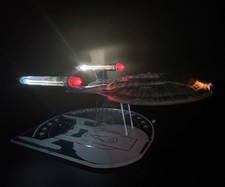 ART ASYLUM Star Trek - ENTERPRISE NX-01 (2002) Electronic Starship Lights Sounds picture