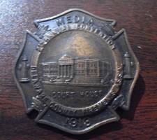 RARE Vintage 1913 Bronze Media Delaware Valley PA Firemen Convention Pinback picture
