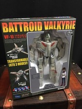 Toynami Macross Battroid Valkyrie HIKARU ICHIJ VF-1S Action Figure Transform 6” picture