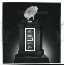 1999 Press Photo College Football Award - nos08256 picture