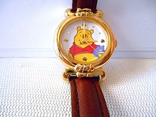 DISNEY by SIL MARKETING MU0131 Goldtone Winnie The Pooh Watch  - New Battery picture