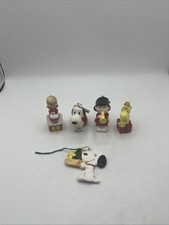 Lot of  5 Vintage  Peanuts Snoopy  Snoopy Charlie Brown  Ornaments picture