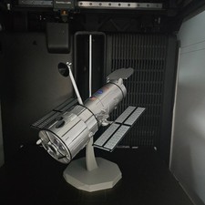1/48 US NASA HST Hubble Space Telescope 3D Model Completed Painted Detailed picture