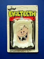 MOC Vintage 1977 Imagineering Evil Teeth Vampire BLOOD Johnson Smith Halloween picture