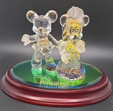 Disneyland Disney Mickey Mouse Glass Figurine on Base 5
