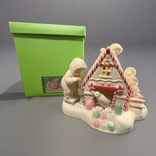 VTG Retired Dept 56 Snowbabies 2005 A GINGERBREAD CHRISTMAS Lighted Works BOX picture