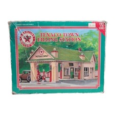 Texaco Town Gasoline Filling Station 1st In Series Porcelain Lighted Boxed 1995 picture