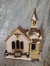 2007 Traditional Country Church Vintage Christmas Village Lighted Building  picture