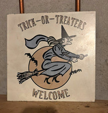 Trick-or-Treaters Welcome Witch Metal Wall Plaque Sign, Hanging Painted picture