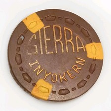Sierra Inyokern $10 Casino Chip Brown w/ Yellow Accents Denomination picture