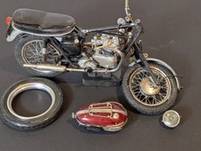 Vintage 1969 Triumph Bonneville Cast Iron Model 8